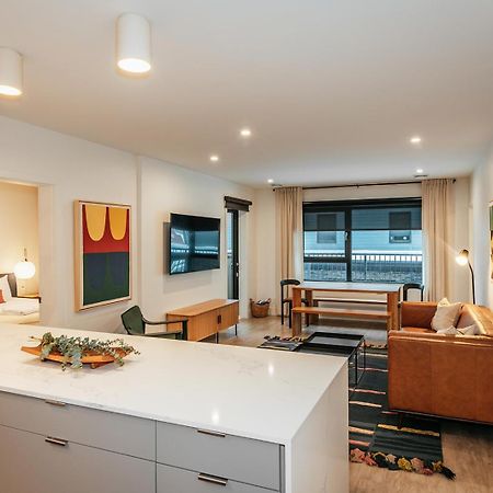 Tally Ho By Revelstoke Vacations Exterior foto